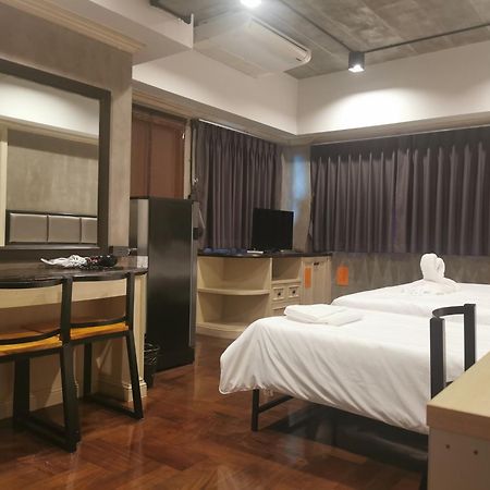Bangkok Bed Place Экстерьер фото