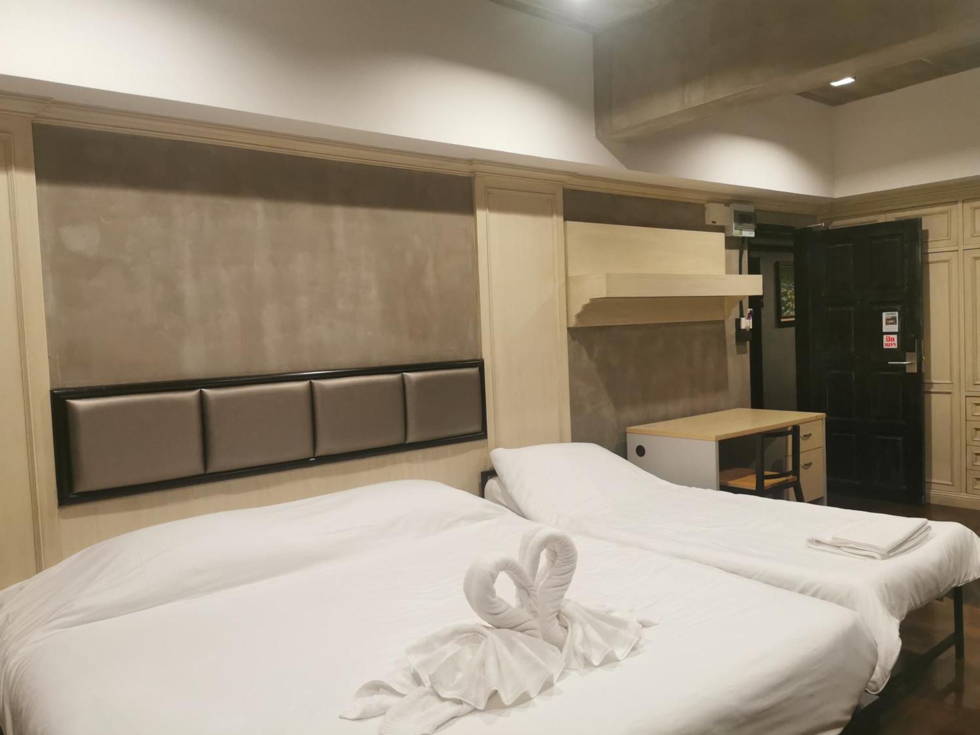 Bangkok Bed Place Экстерьер фото