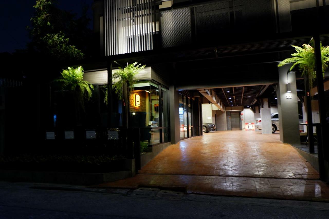 Bangkok Bed Place Экстерьер фото