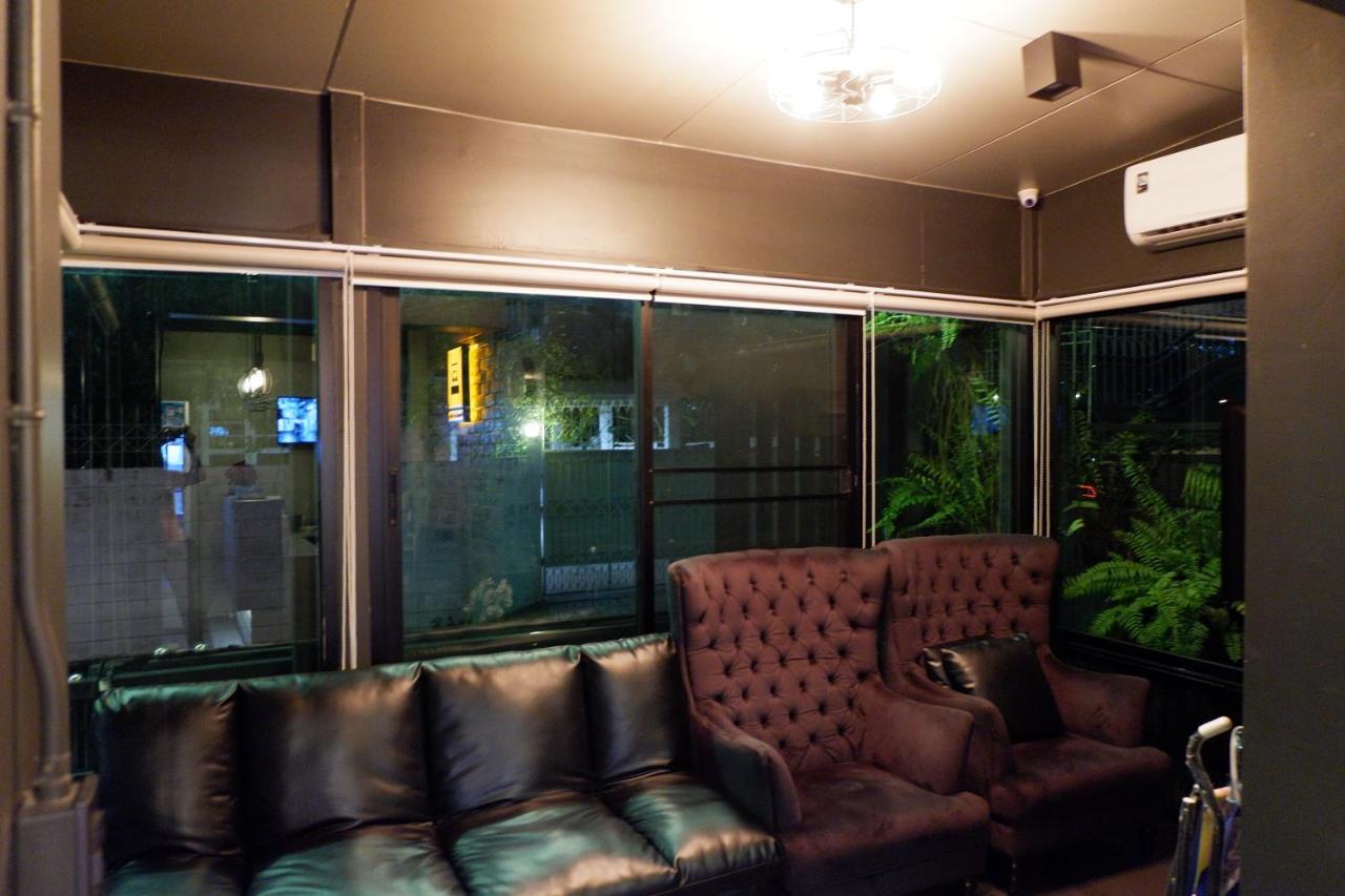 Bangkok Bed Place Экстерьер фото